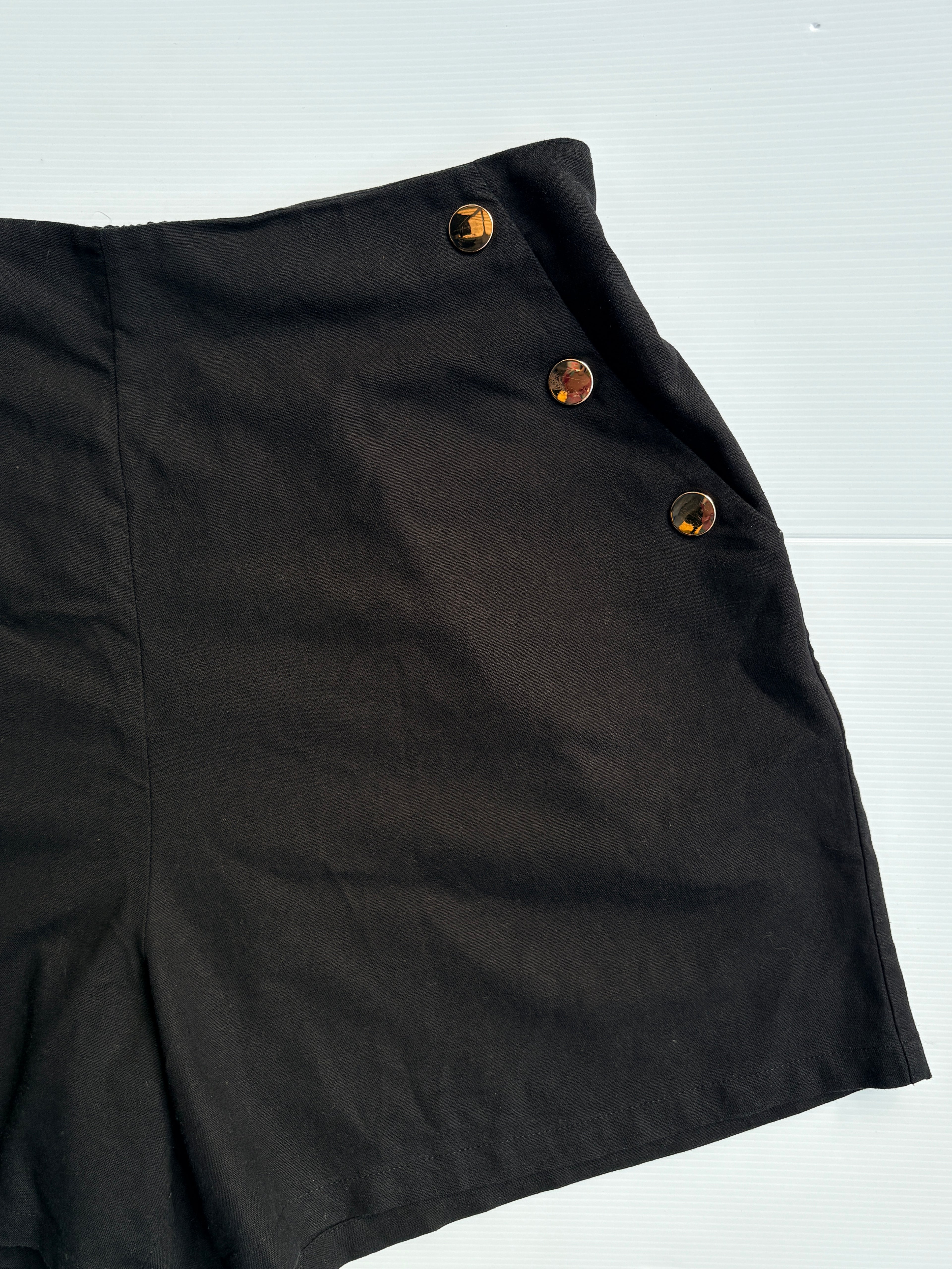 City Chic Casual Shorts Black Size S - Image 3