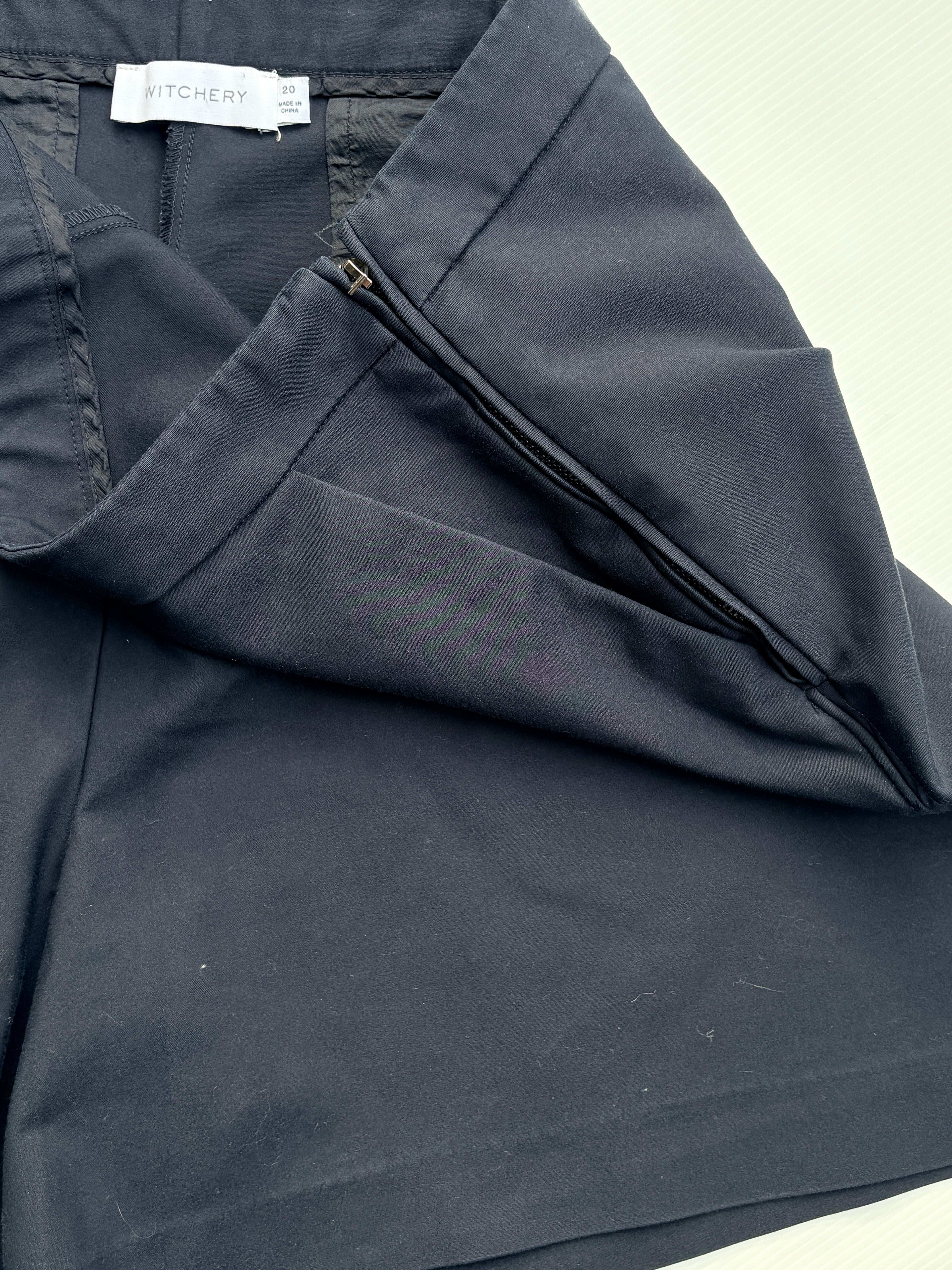 Witchery Side Zip Shorts Navy Blue Women's Size 20 - Image 5