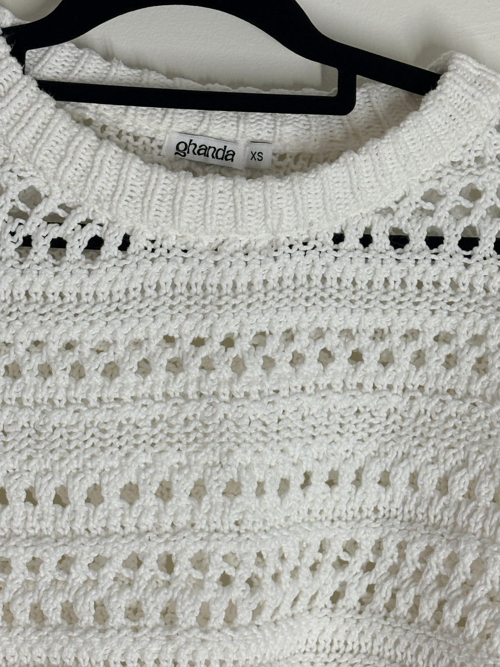 Ghanda Crochet Knit Long Sleeve Crop Top White XS - Image 4