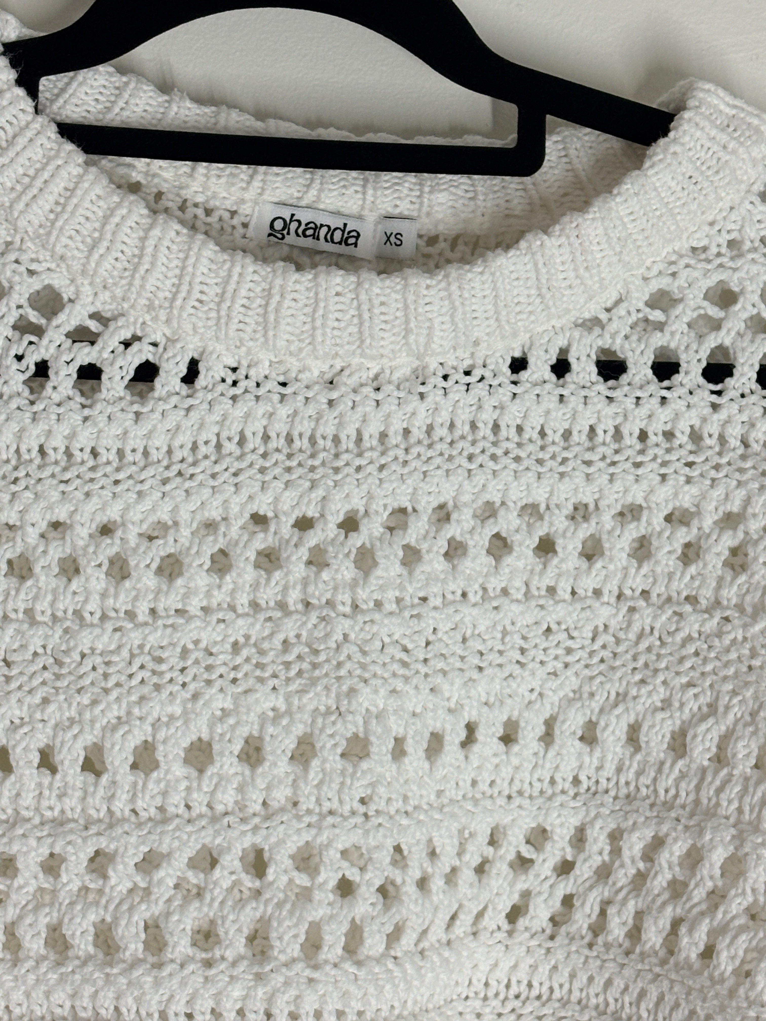 Ghanda Crochet Knit Long Sleeve Crop Top White XS - Image 4