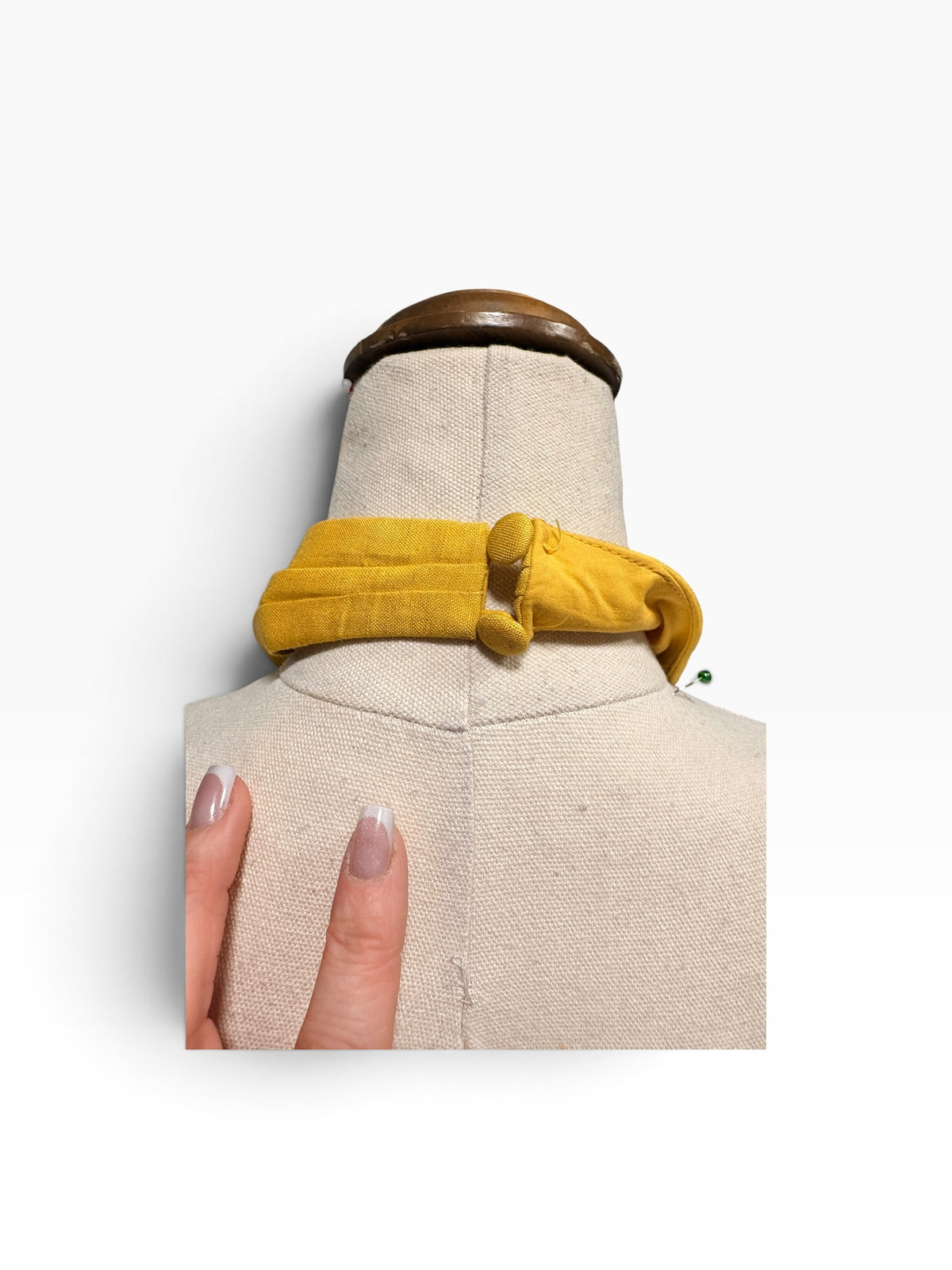 Forever New Linen-Blend Halter Neck Jumpsuit Yellow - Image 5