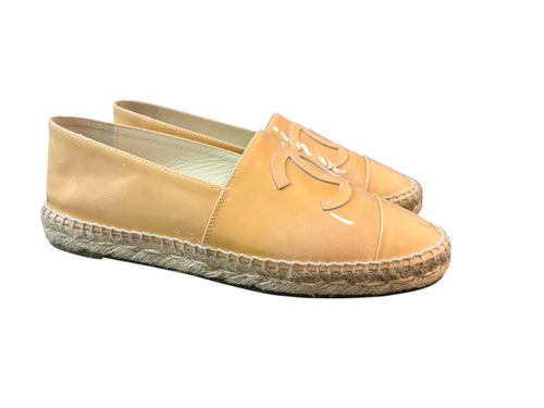 Chanel CC Logo Espadrilles - Beige Patent Leather Luxury Flats szie 39 - Image 2