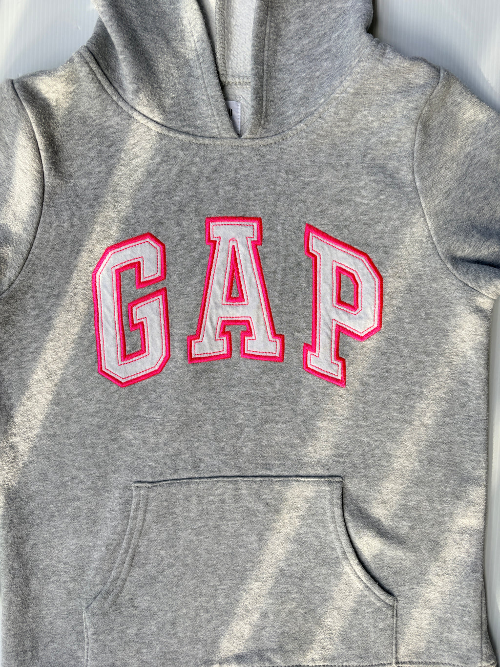 Gap Kids Hoodie Grey with Pink Outline Logo Size 10 - Image 5